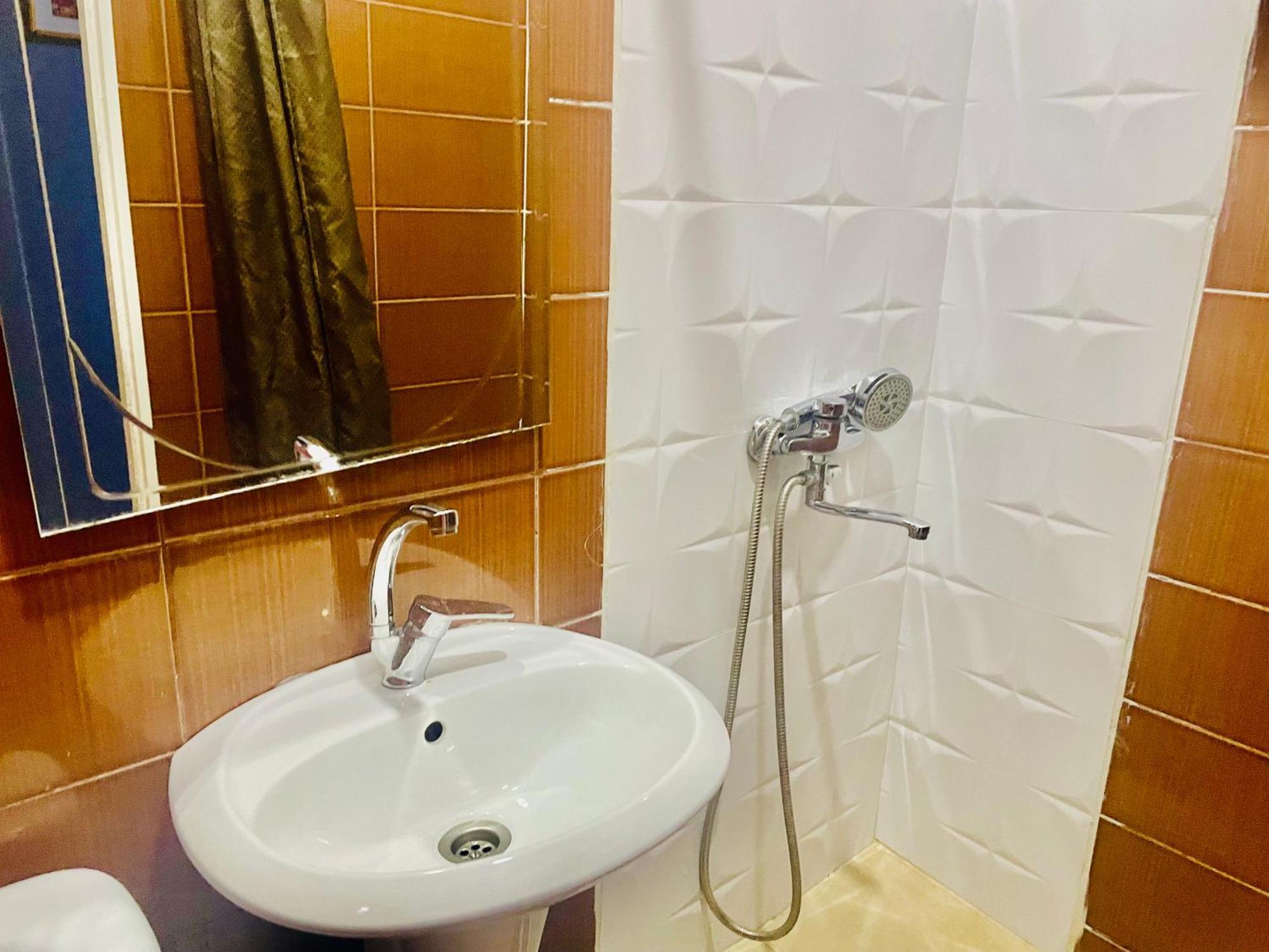 Hotel Klarastan Bon Voyage Tbilisi Zewnętrze zdjęcie