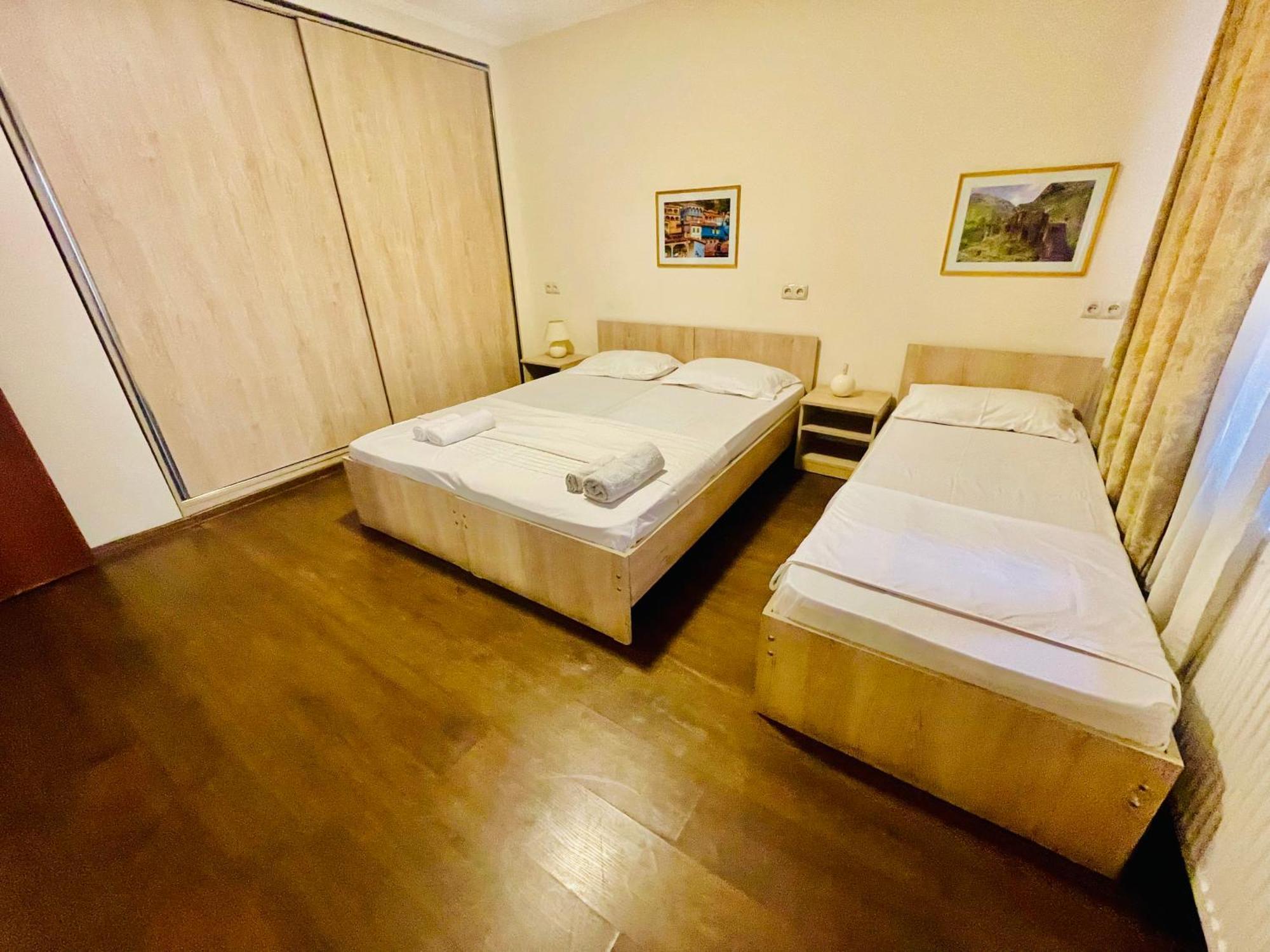 Hotel Klarastan Bon Voyage Tbilisi Zewnętrze zdjęcie