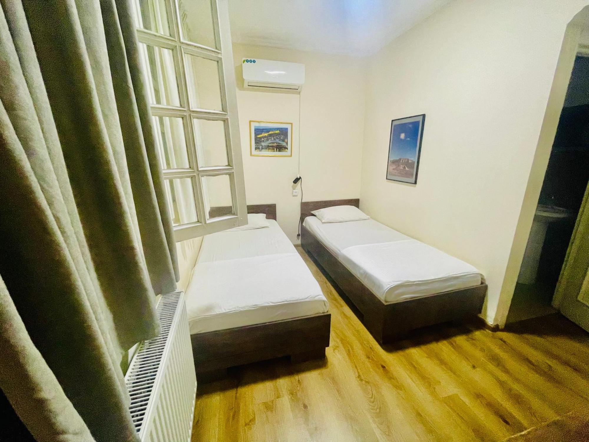 Hotel Klarastan Bon Voyage Tbilisi Zewnętrze zdjęcie
