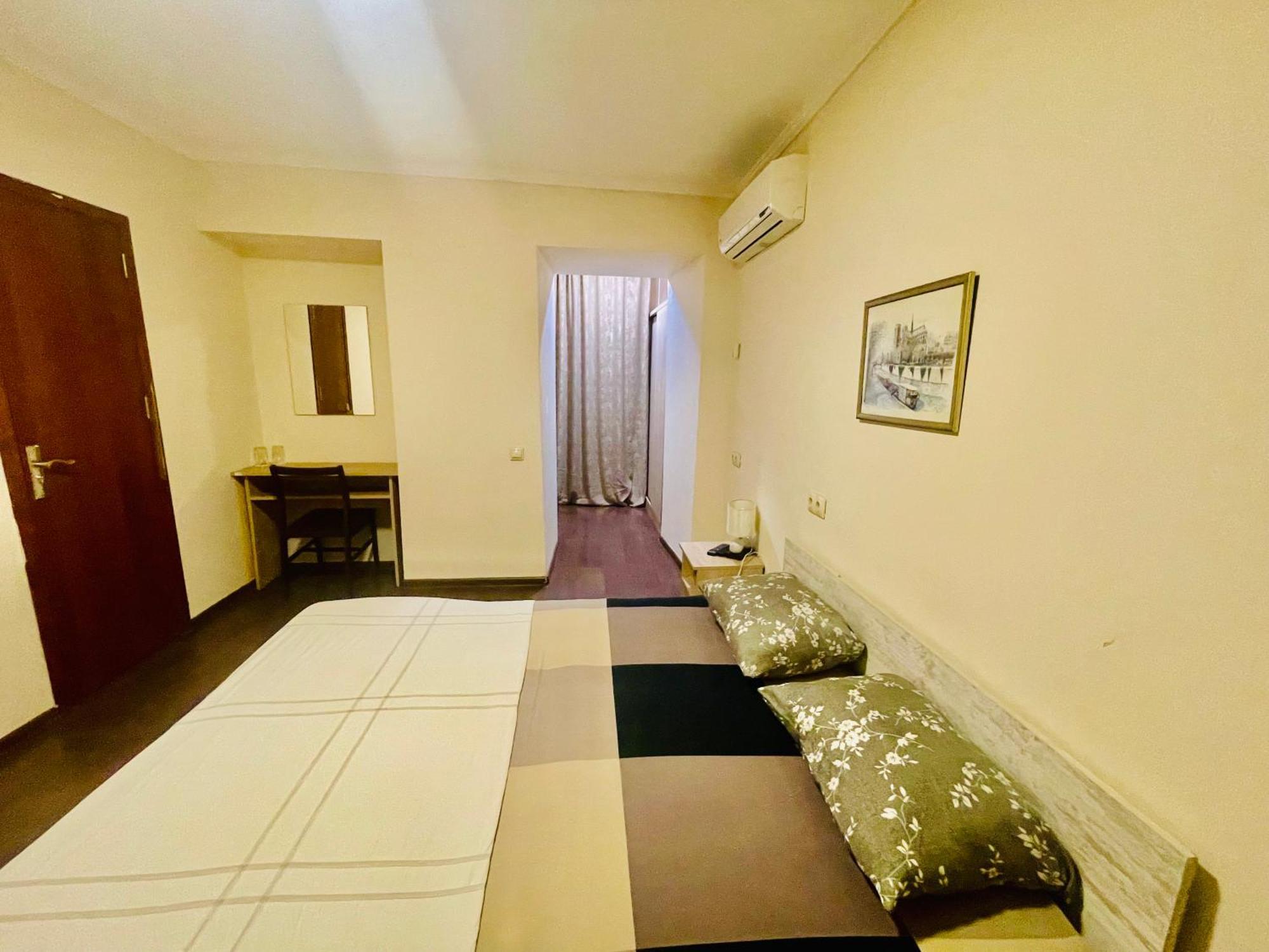Hotel Klarastan Bon Voyage Tbilisi Zewnętrze zdjęcie