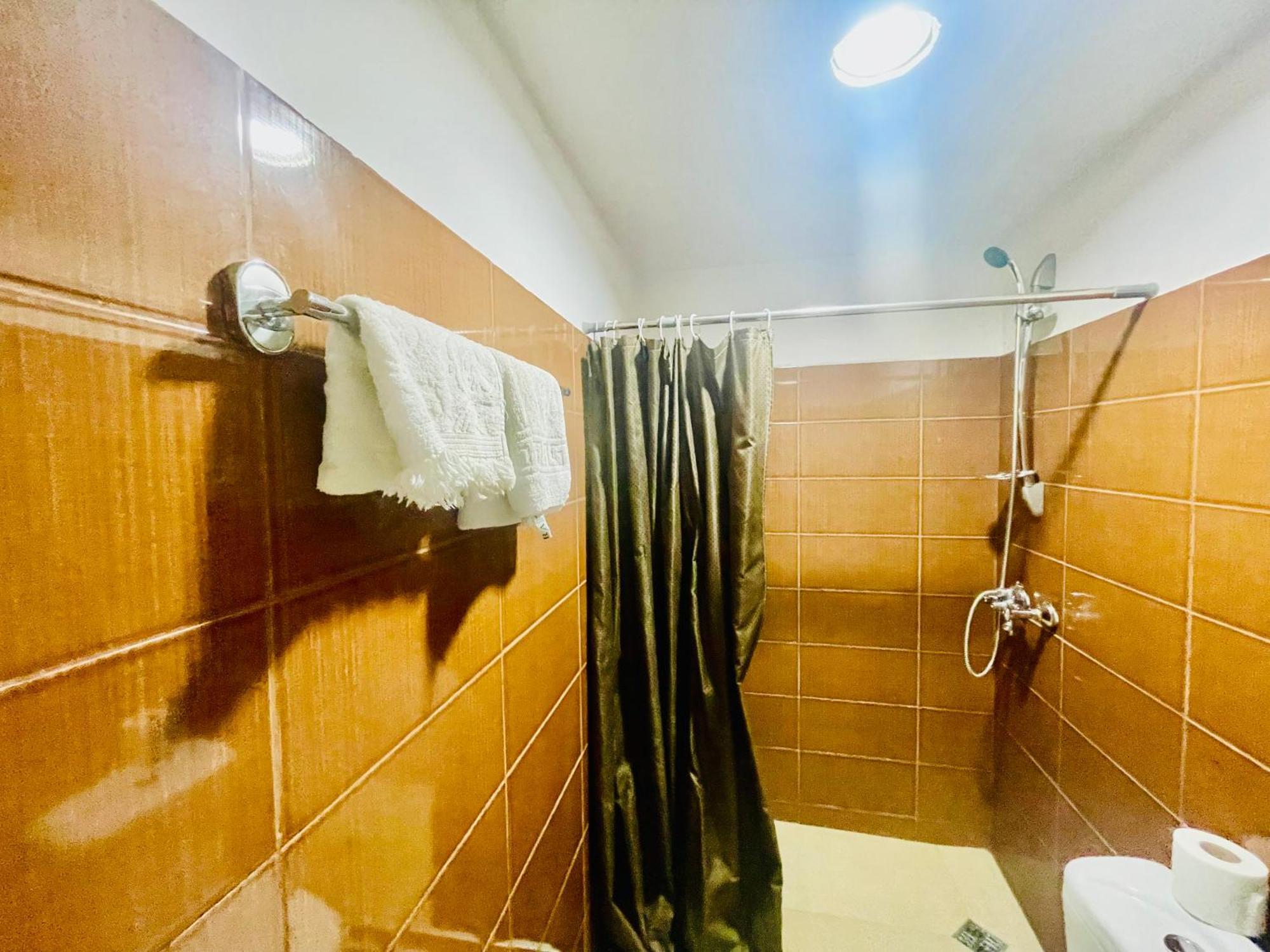 Hotel Klarastan Bon Voyage Tbilisi Zewnętrze zdjęcie