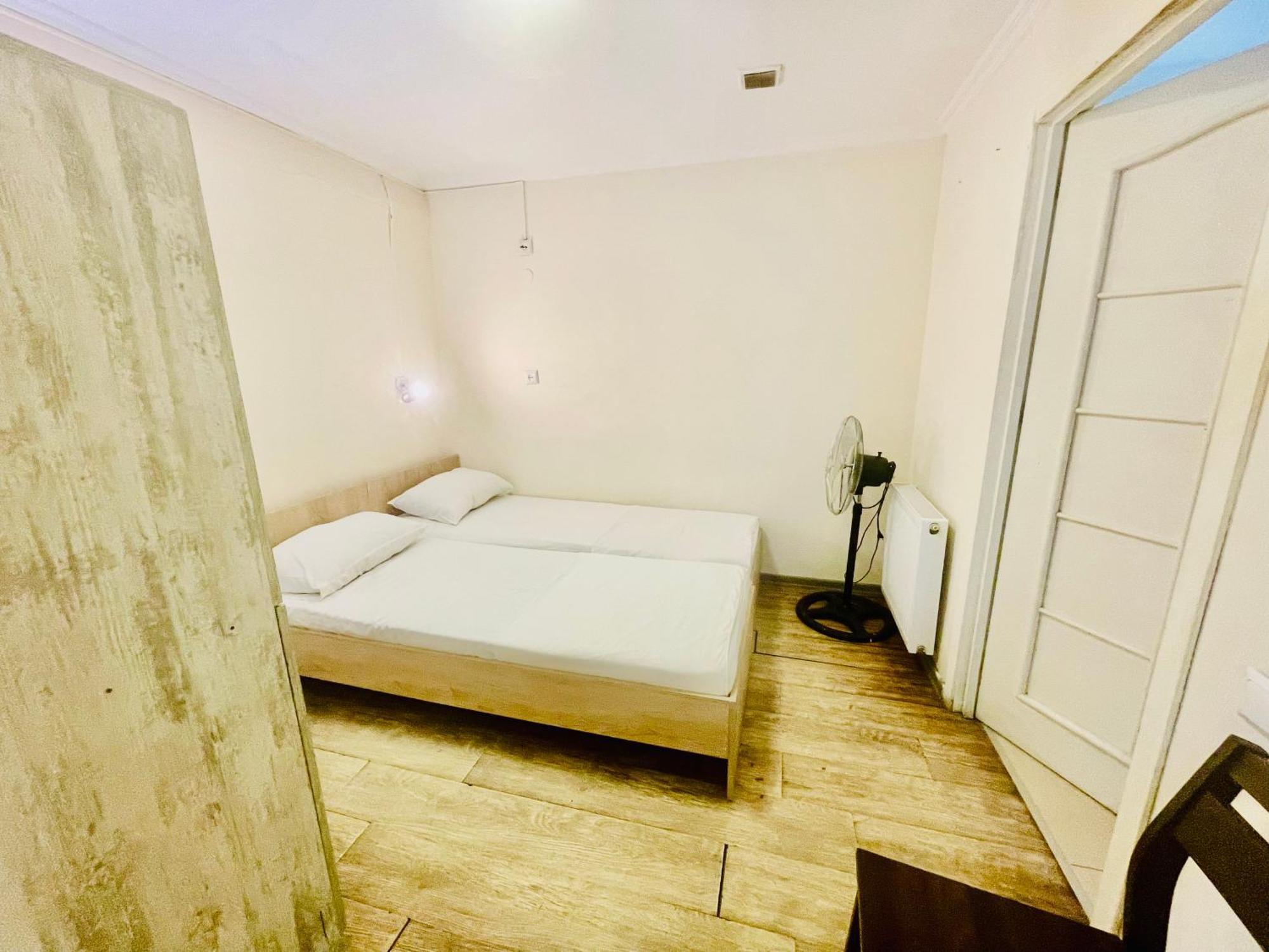 Hotel Klarastan Bon Voyage Tbilisi Zewnętrze zdjęcie
