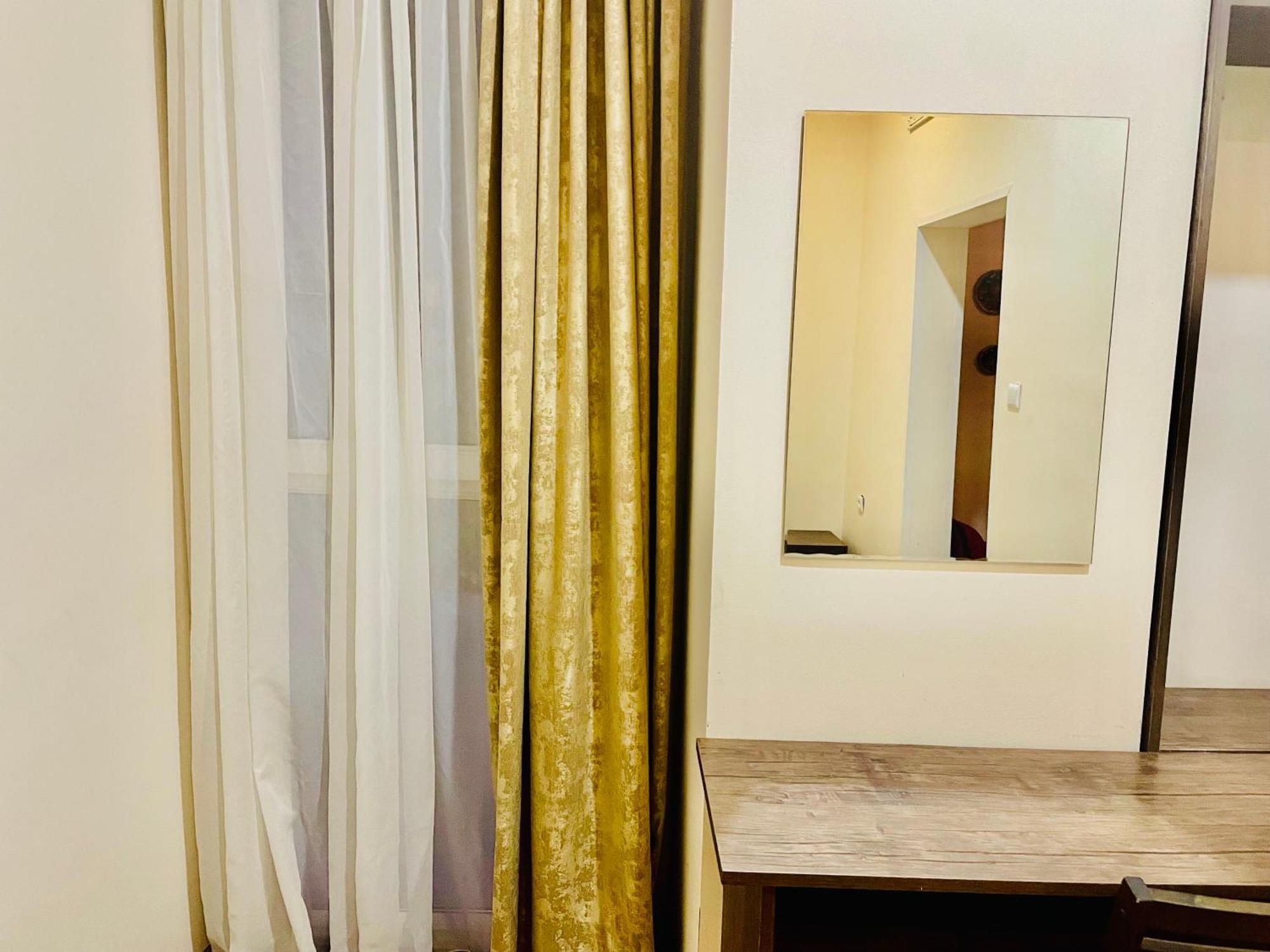Hotel Klarastan Bon Voyage Tbilisi Zewnętrze zdjęcie
