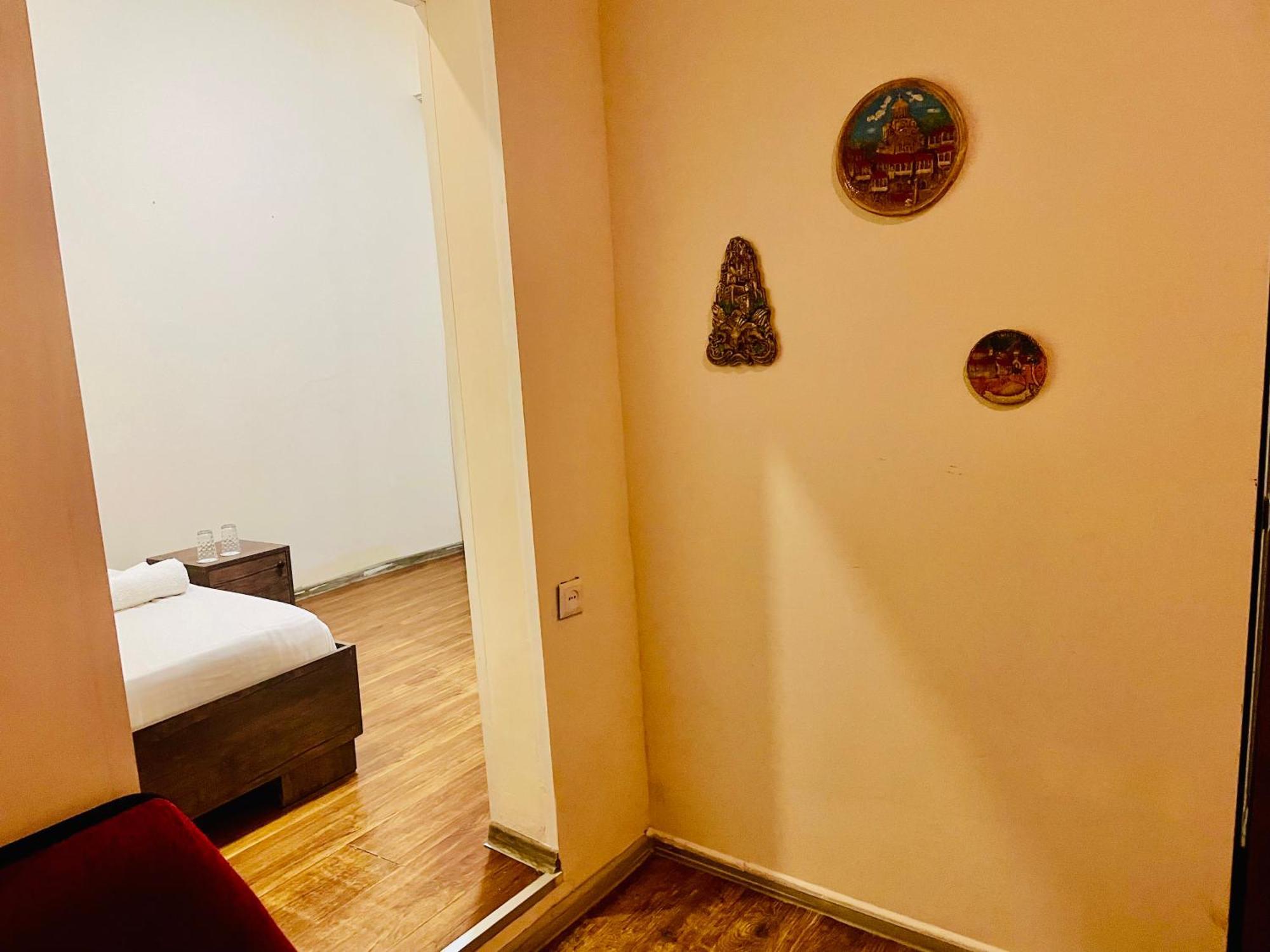 Hotel Klarastan Bon Voyage Tbilisi Zewnętrze zdjęcie